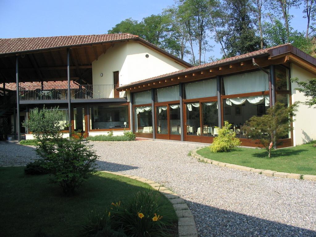 Albergo Giardino Sannazzaro de' Burgondi Extérieur photo