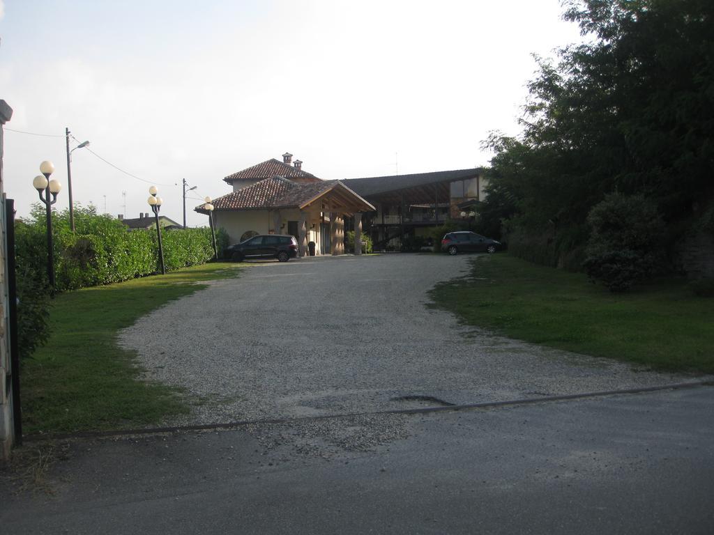Albergo Giardino Sannazzaro de' Burgondi Extérieur photo