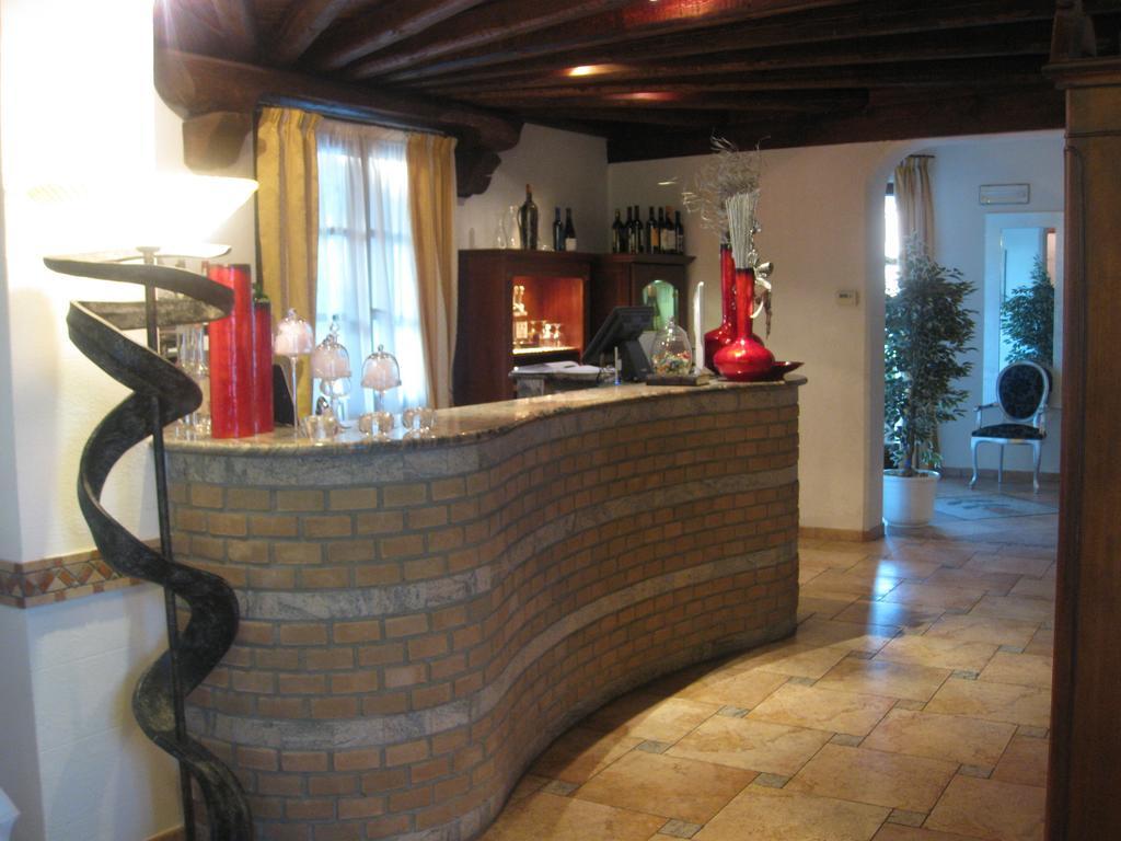 Albergo Giardino Sannazzaro de' Burgondi Extérieur photo
